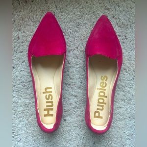 Hush Puppies Hazel Pointe Loafer Magenta Suede, Size 8